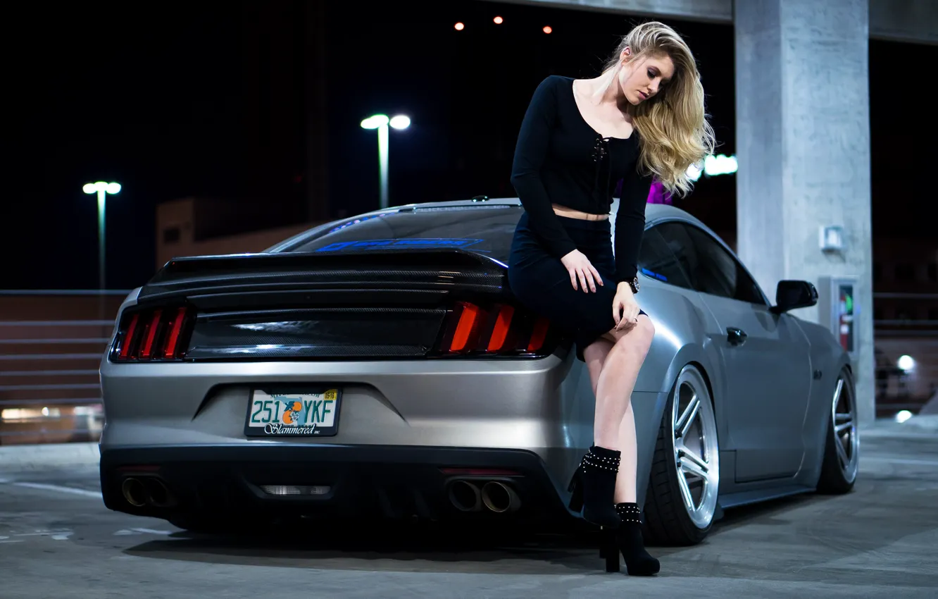 Фото обои Ford, Girl, Ford Mustang