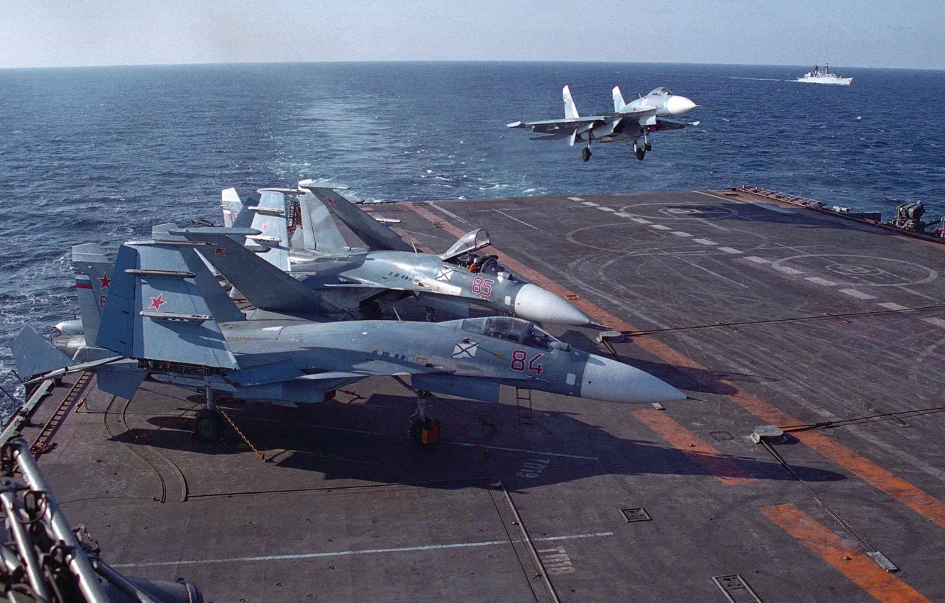 Фото обои истребитель, палубный, Су-33, ВМФ России, посадка на палубу