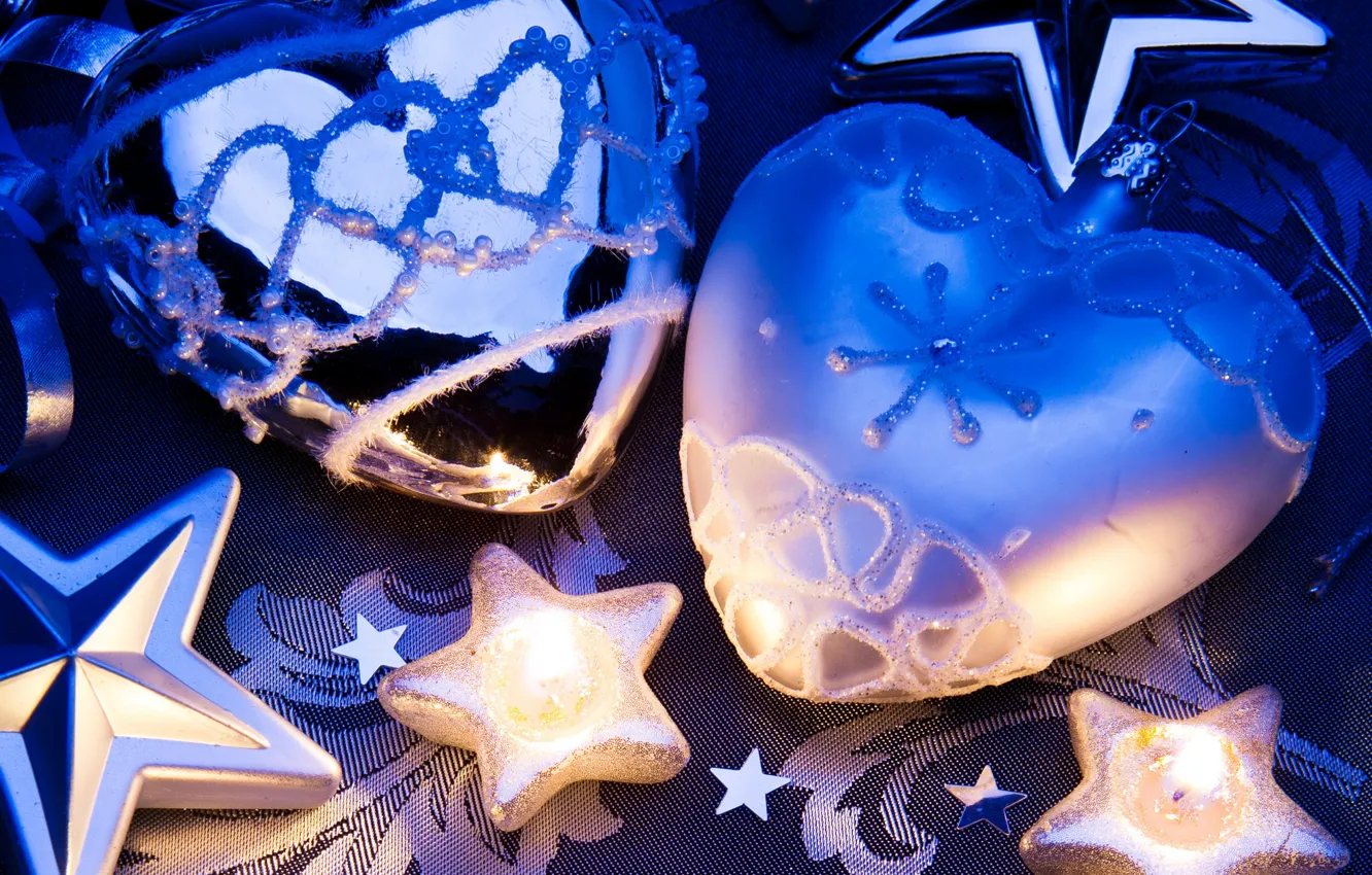 Фото обои украшения, игрушки, свечи, сердечки, звёздочки