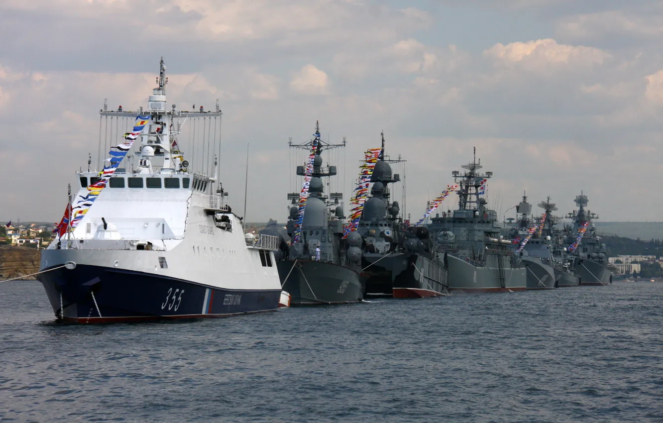 Фото обои корабли, строй, Севастополь, парадный