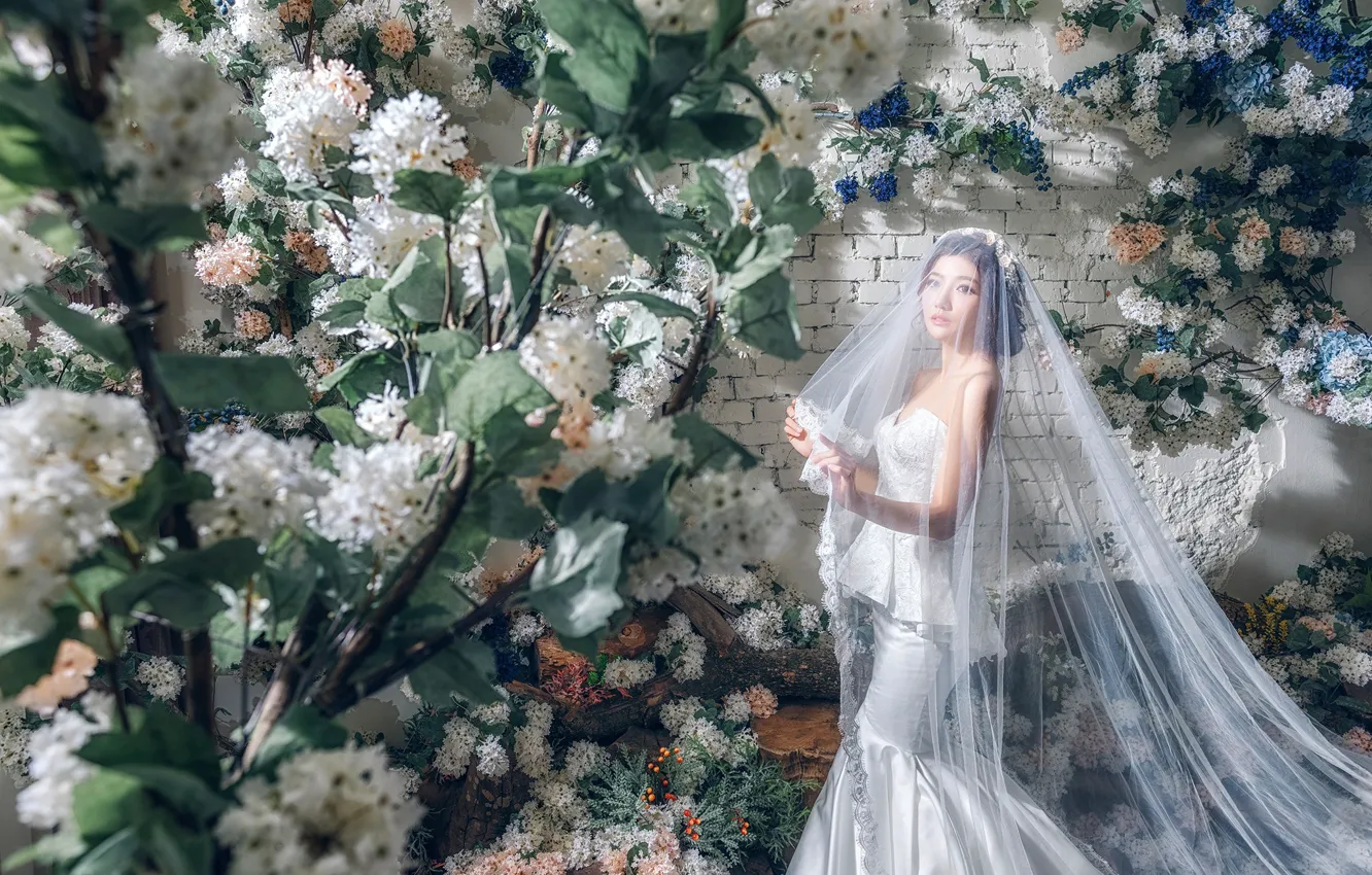 Фото обои цветы, стиль, модель, азиатка, невеста, фата, свадебное платье
