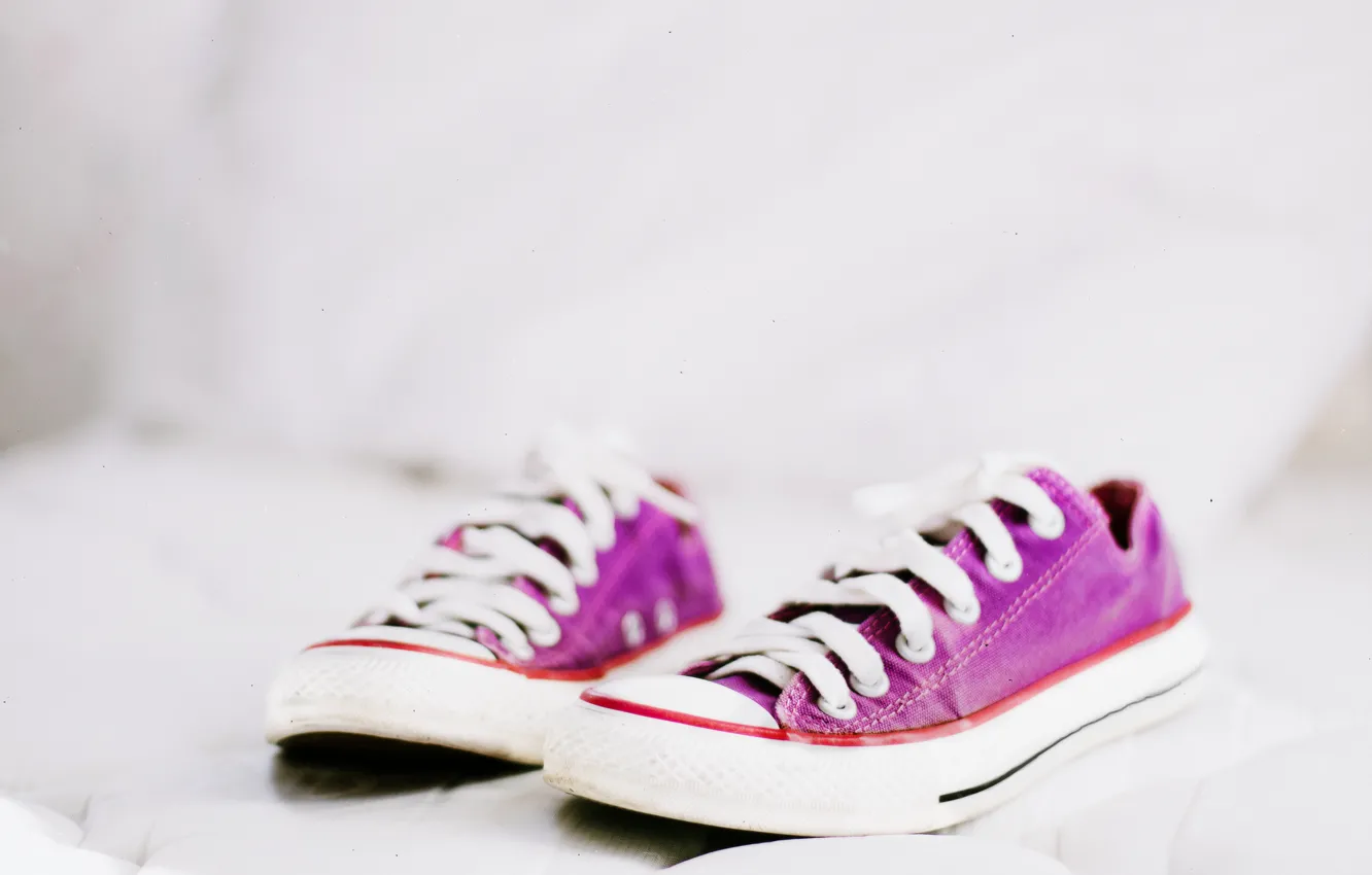 Фото обои цвет, обувь, кеды, шнурки, конверсы