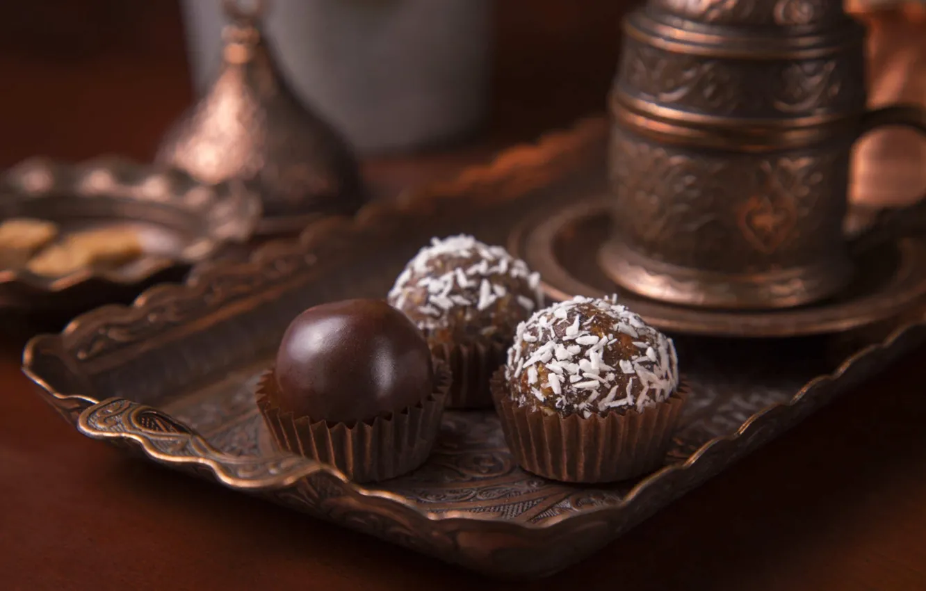 Фото обои шоколад, конфеты, кокосовая стружка
