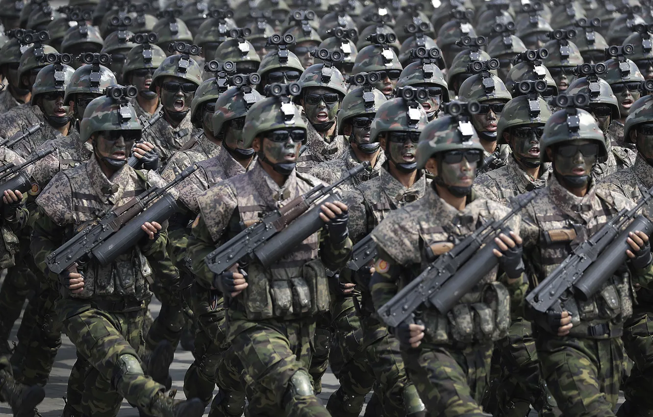 Фото обои gun, soldier, military, weapon, man, army, asian, helmet