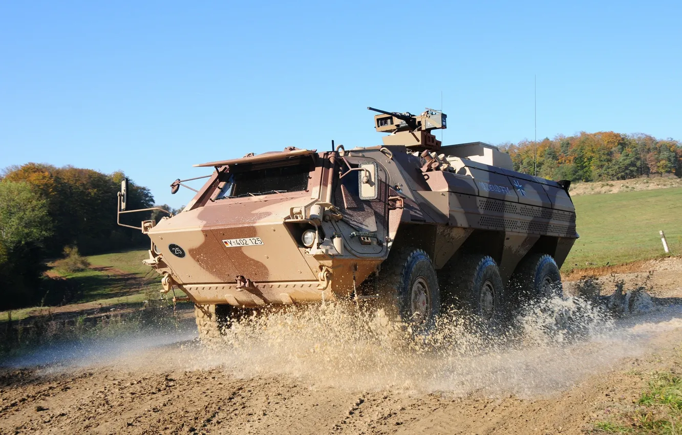 Фото обои 150, weapon, armored, military vehicle, armored vehicle, armed forces, military power, war materiel