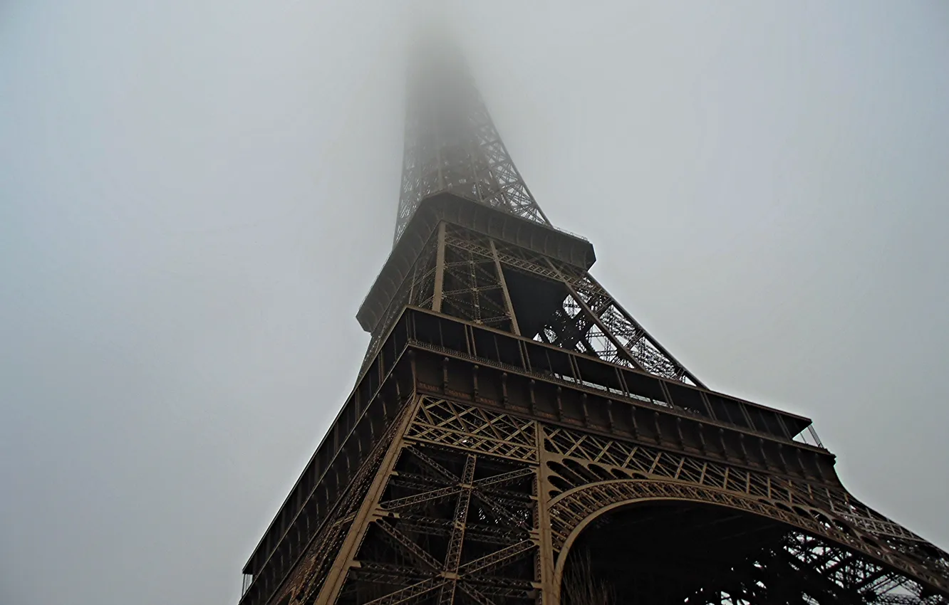 Фото обои туман, Париж, Эйфелева Башня