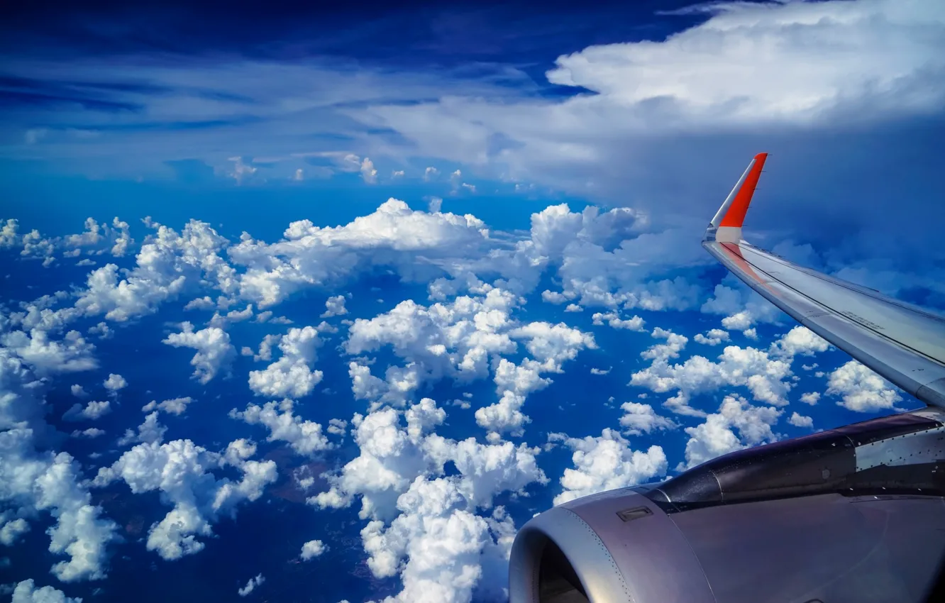 Фото обои небо, облака, крыло, самолёт, под крылом самолёта