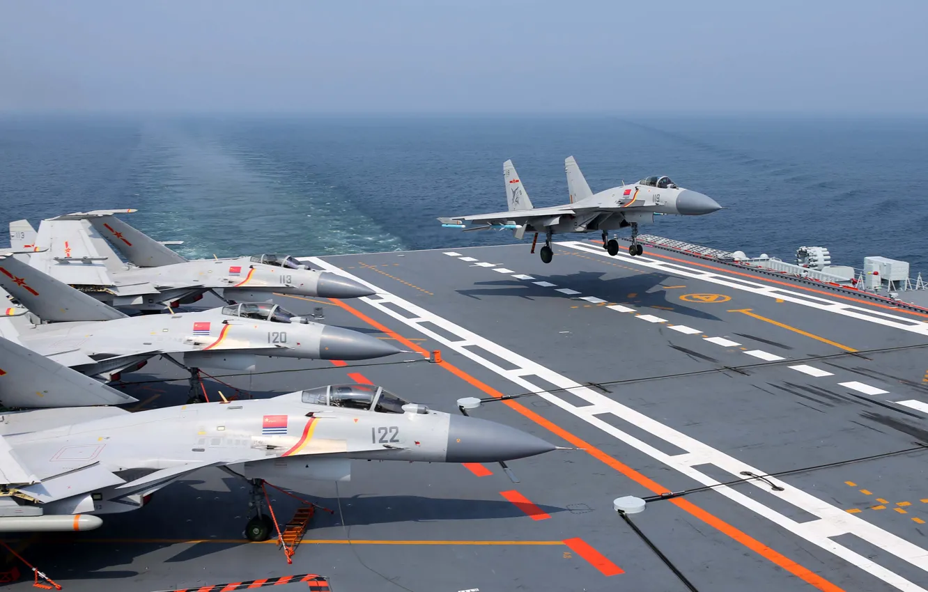Фото обои Истребитель, Посадка, Авианосец, ВМС КНР, Shenyang J-15