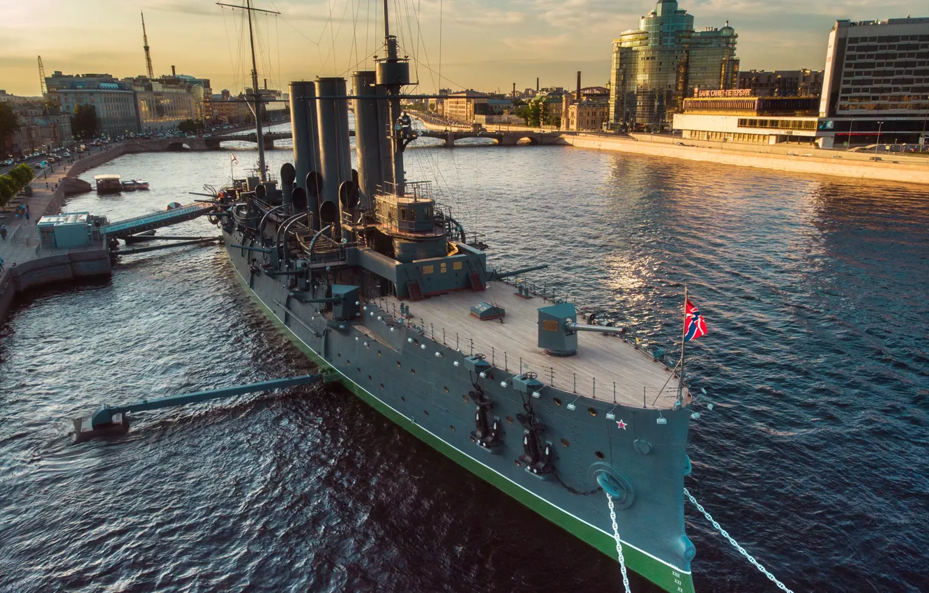 Фото обои город, река, Питер, Санкт-Петербург, памятник, Аврора, крейсер, Нева
