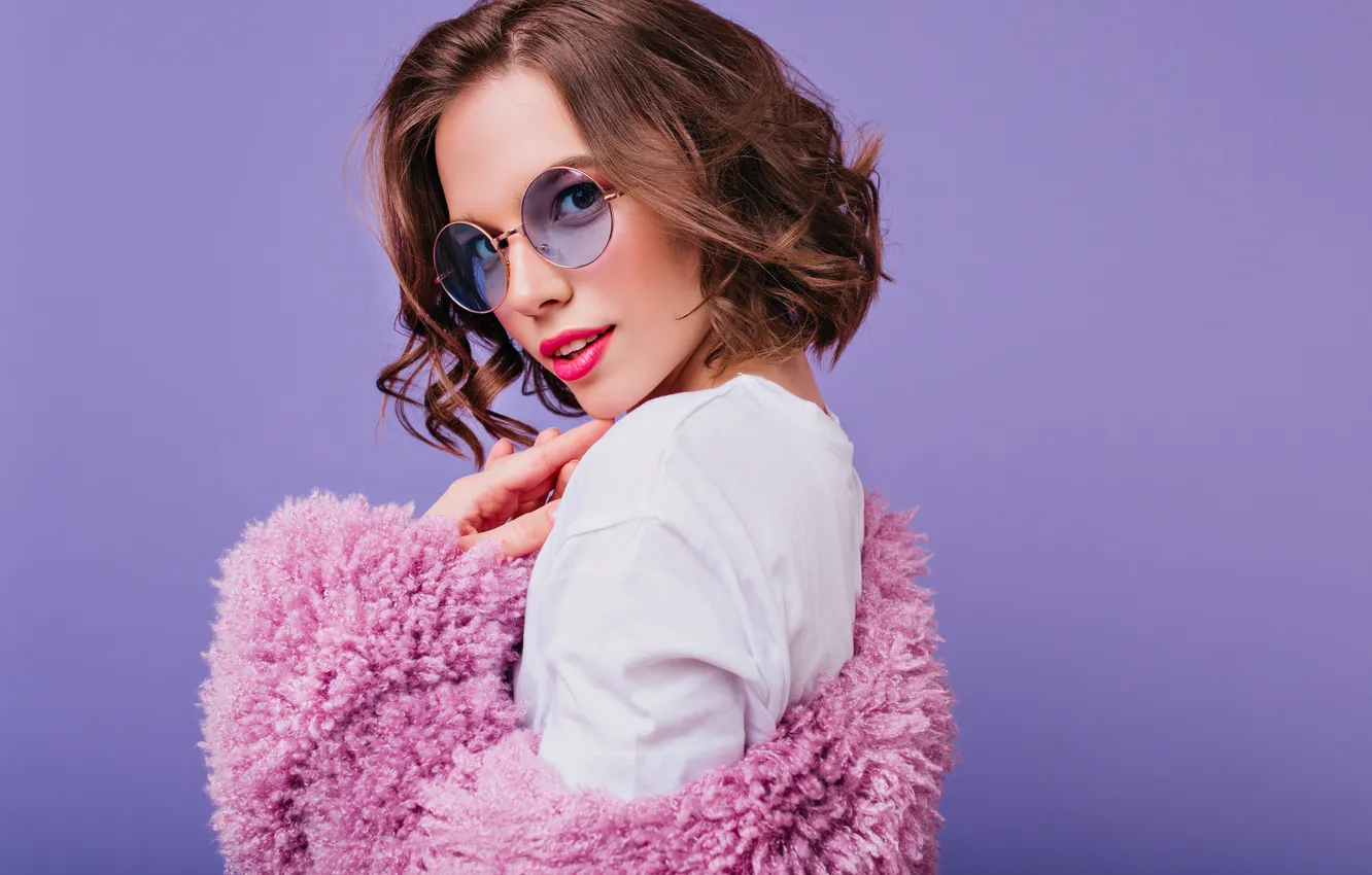 Фото обои girl, pretty, glasses, cute, portrait