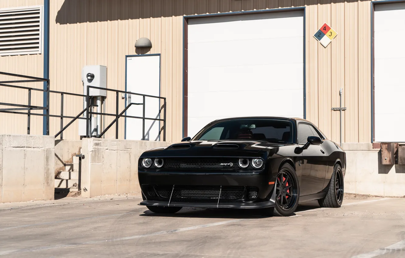 Фото обои black, dodge, challenger, front view, srt hellcat