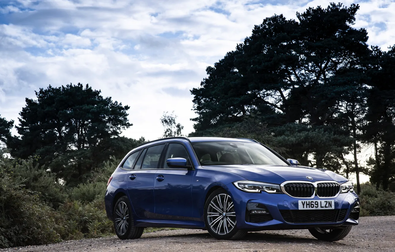Фото обои синий, BMW, 3-series, универсал, 320d, 3er, 2020, UK version