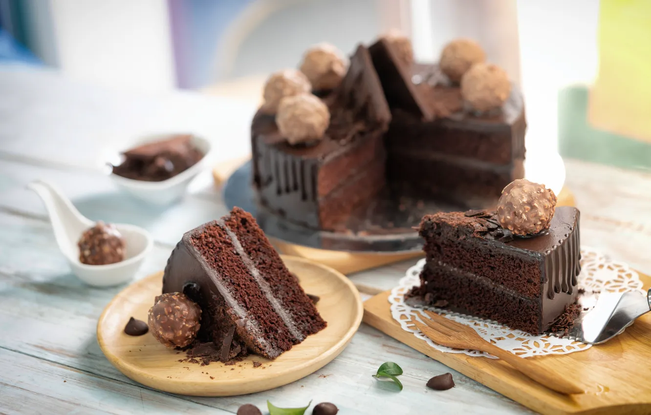 Фото обои торт, украшение, крем, десерт, шоколадный, шоколадные конфеты