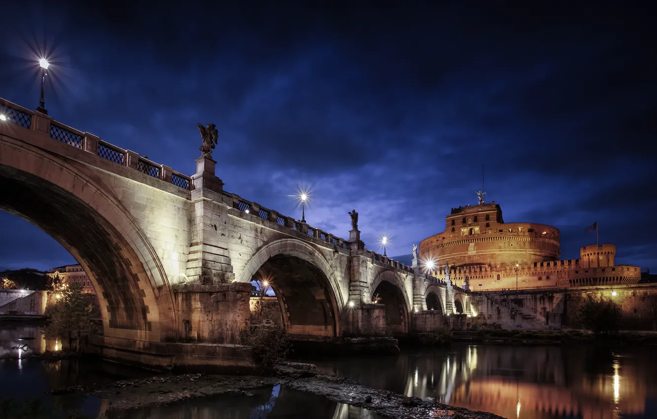 Фото обои ночь, тучи, мост, город, река, камни, освещение, Рим