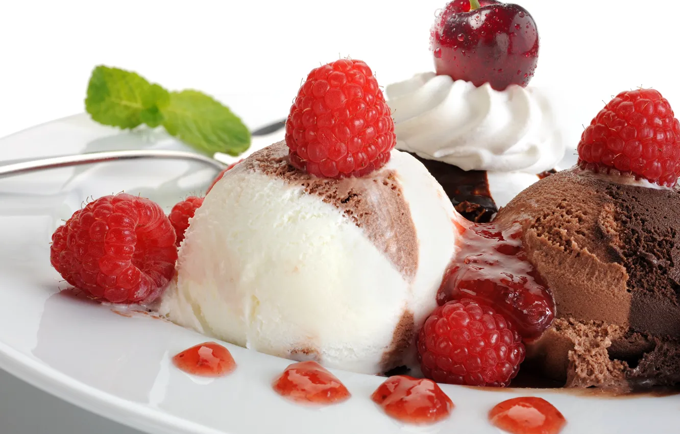 Фото обои вишня, малина, мороженое, десерт, джем, сладкое, шоколадное, пломбир