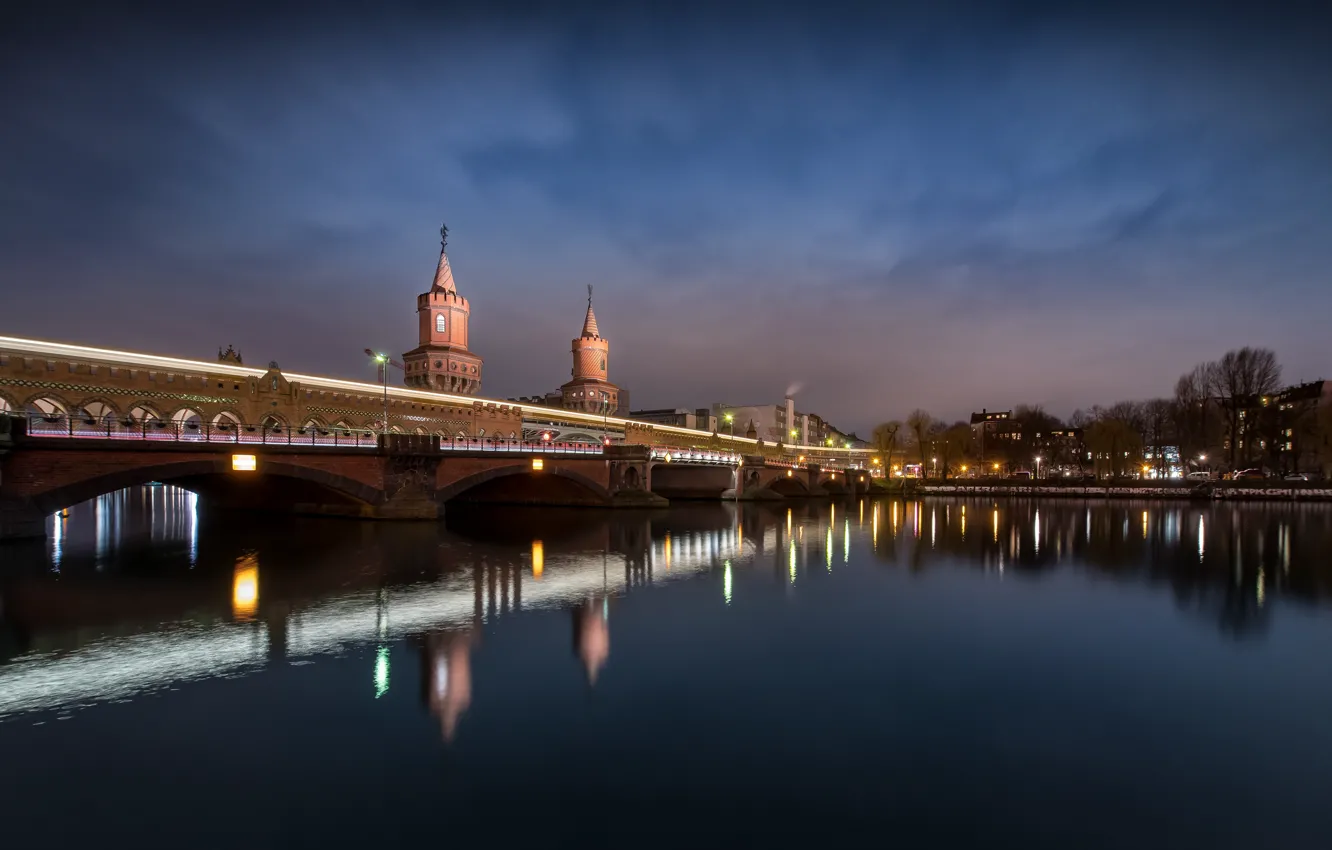 Фото обои ночь, мост, город, огни, река, Германия, башни, Берлин