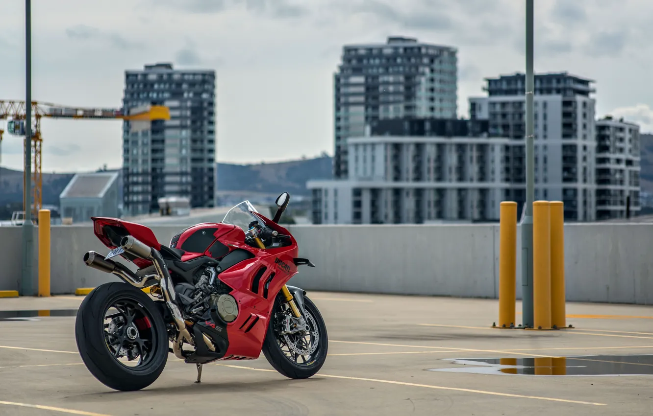 Фото обои Ducati, Rear view, Panigale V4S