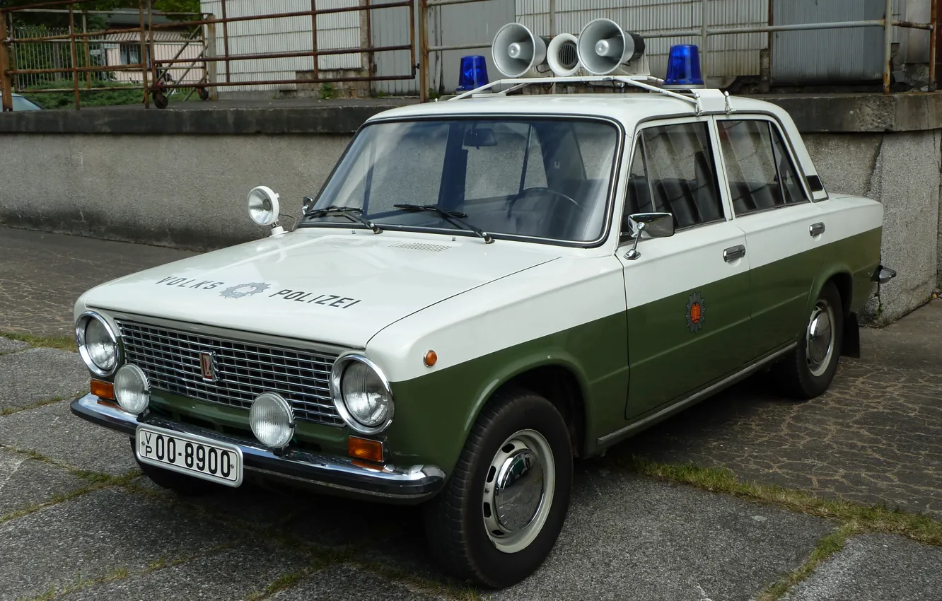 Фото обои Полиция, ВАЗ, ГДР, Lada 1200S, Volkspolizei