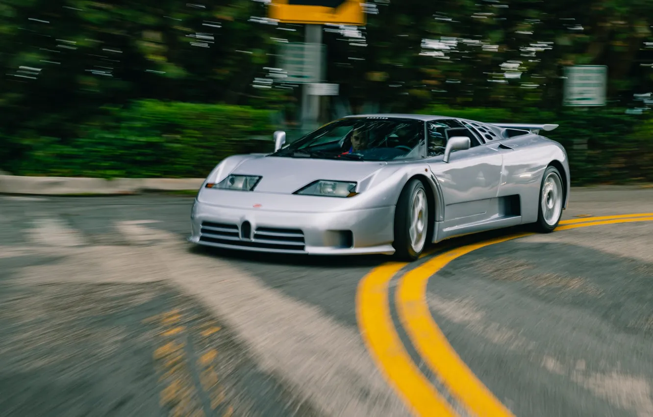 Фото обои Bugatti, supercar, drive, motion, Bugatti EB110 SS