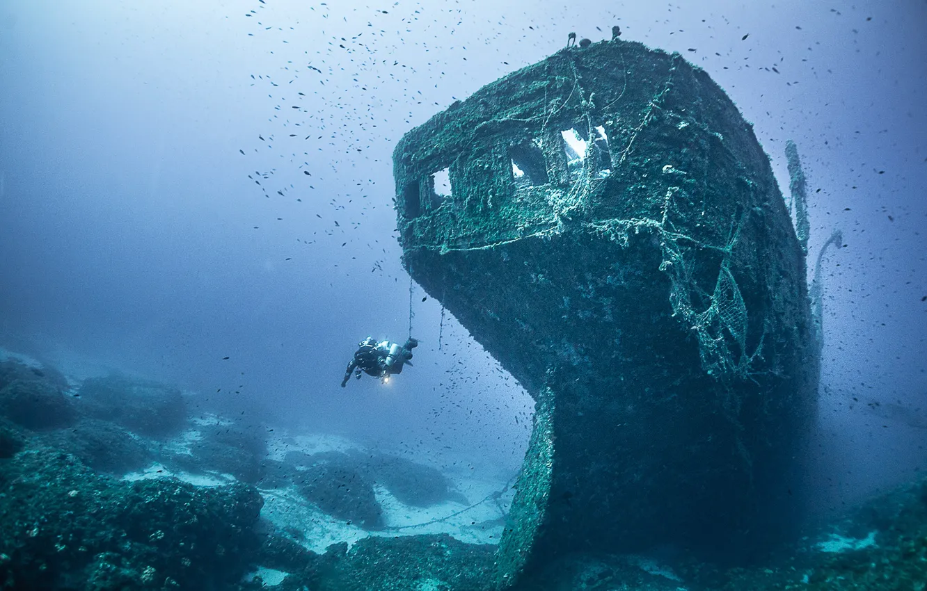 Фото обои море, Греция, аквалангист, под водой, морское дно, Greece, колёсный пароход PATRIS, Koundouros Bay
