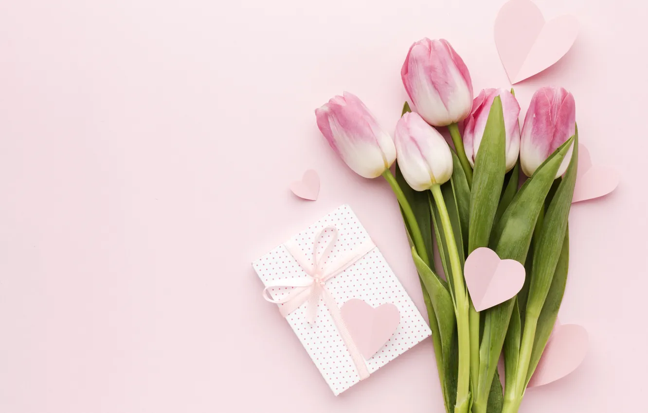 Фото обои любовь, цветы, подарок, букет, весна, сердечки, тюльпаны, love