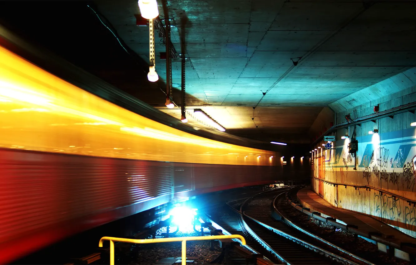 Фото обои огни, метро, туннель