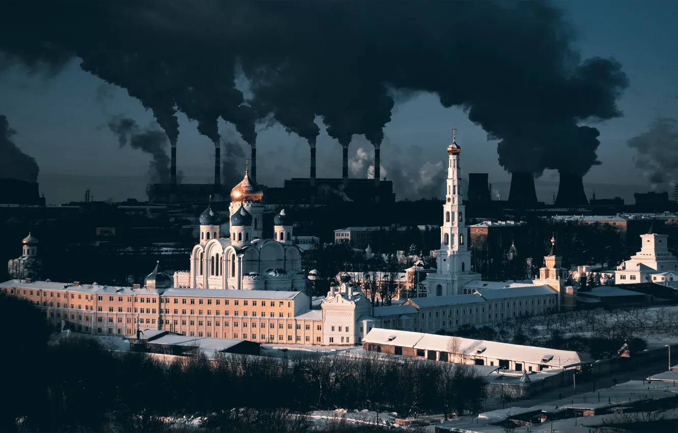 Фото обои трубы, город, церковь, выброс, Сергей Полетаев, Sergei Poletaev