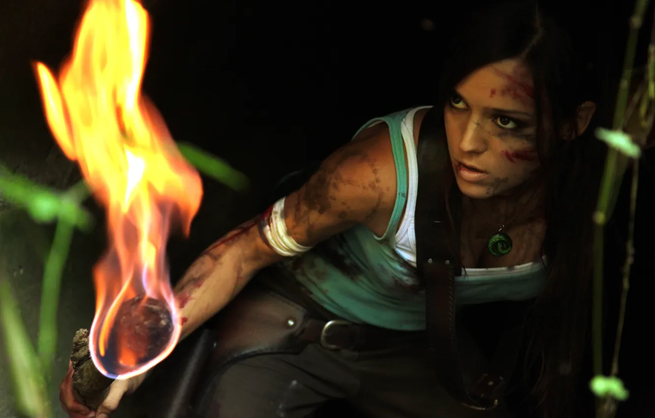 Фото обои девушка, огонь, грязь, факел, Tomb Raider, косплей, Lara Croft, Charly Brusseau