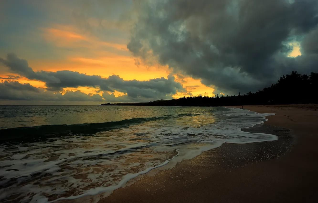 Фото обои песок, море, волны, пляж, лето, небо, вода, облака