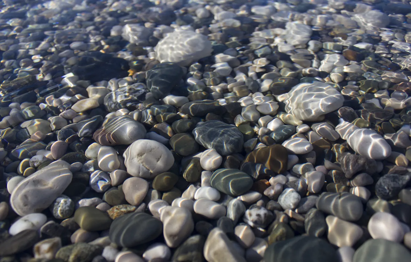 Фото обои вода, прозрачность, галька, камни
