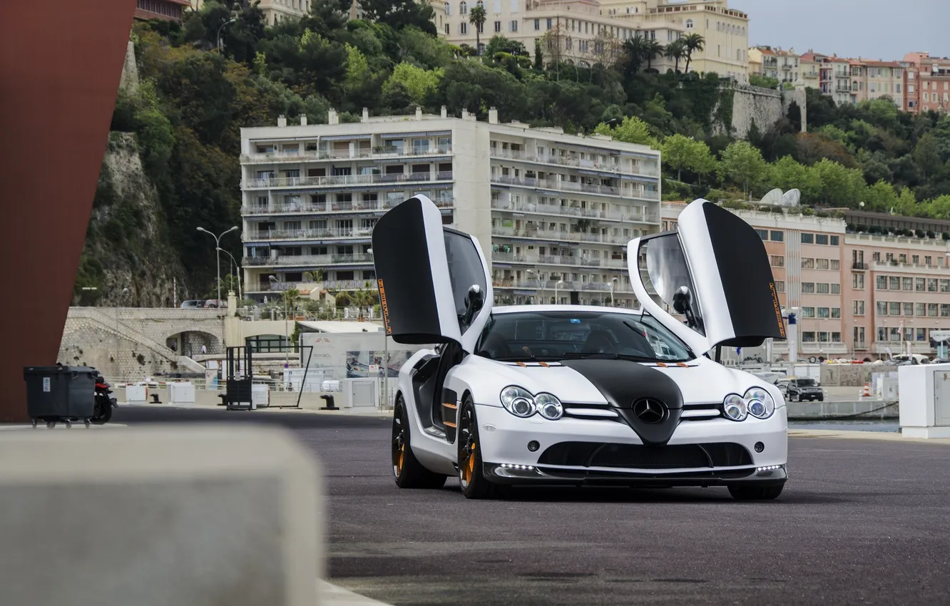 Фото обои Mercedes-Benz, white, набережная, Monaco, Монако, МакЛарен, СЛР, Gemballa GT