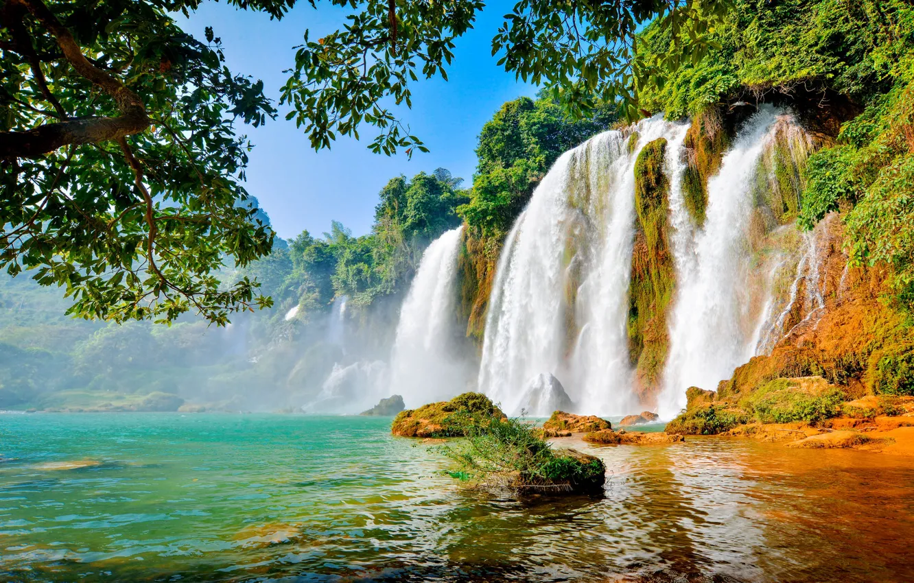 Фото обои лес, небо, деревья, горы, природа, водопад, красота, водоем