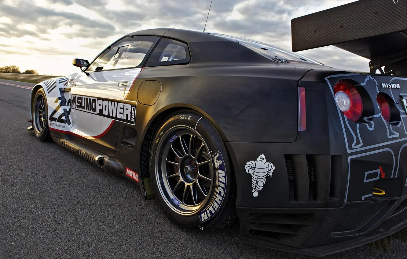 Фото обои Le mans, The #22 Sumo Power, Nissan GT-R GT1