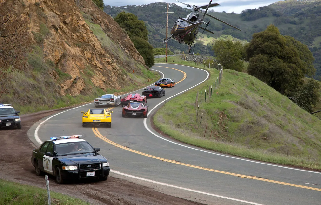 Фото обои Полиция, Погоня, Bugatti Veyron, Фильм, Need for Speed, Lamborghini Sesto Elemento, Жажда Скорости, Вертолёт