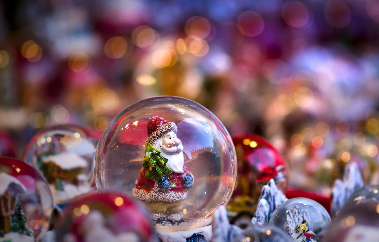 Фото обои игрушки, шар, Санта Клаус, Дед Мороз, боке