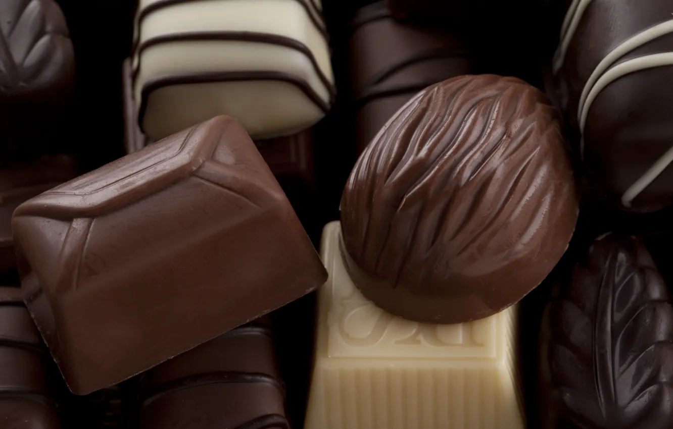 Фото обои белый, темный, шоколад, конфеты, сладости, десерт, молочный