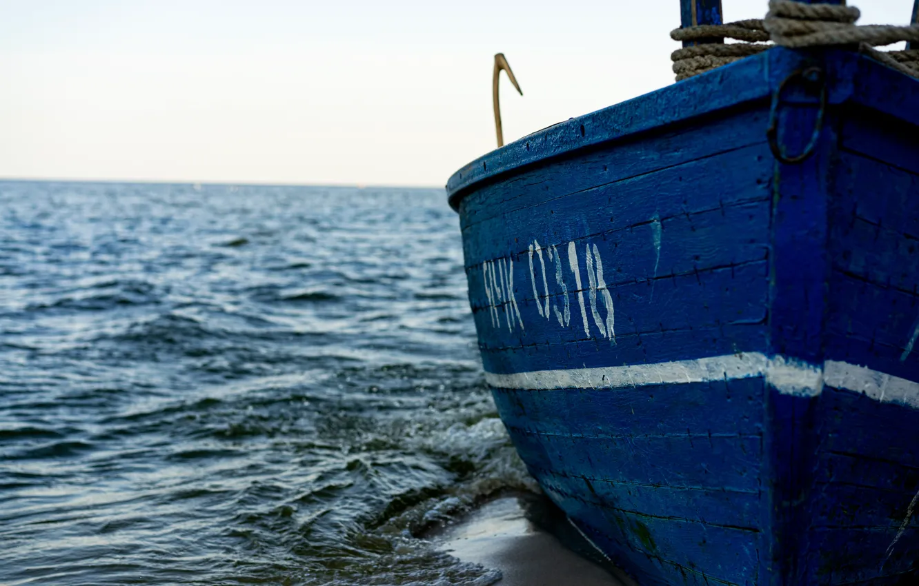 Фото обои вода, лодка, кораблик