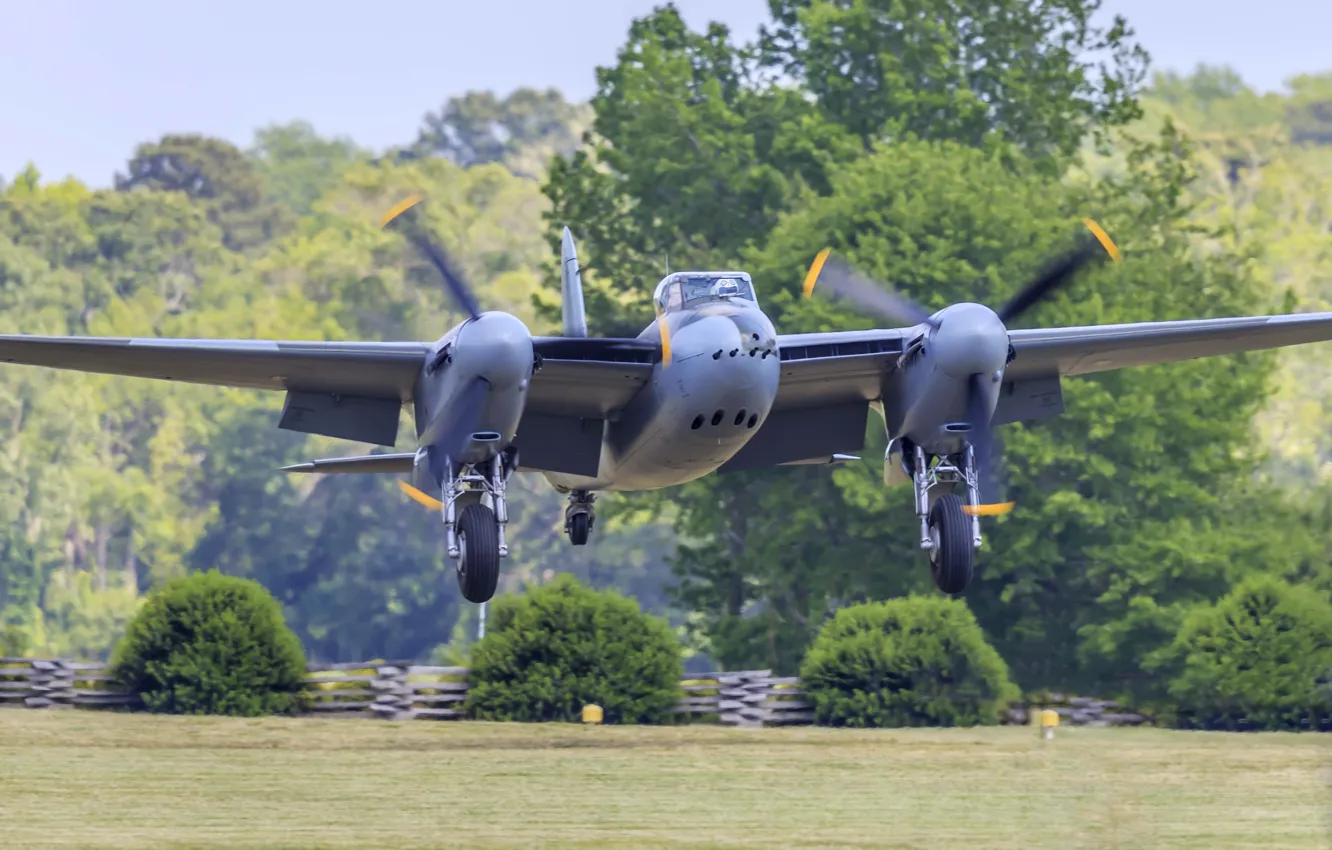 Фото обои Посадка, RAF, Вторая Мировая Война, Ночной истребитель, Шасси, Mosquito, de Havilland Aircraft Company, de Havilland …