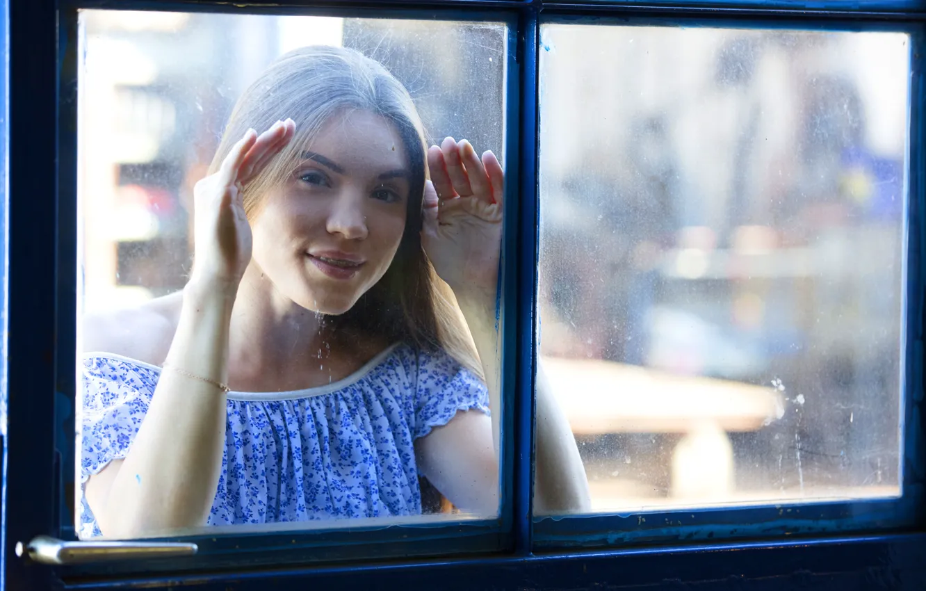 Фото обои model, window, brunette, gorgeous, photoshoot, posing, cute girl, beautiful face