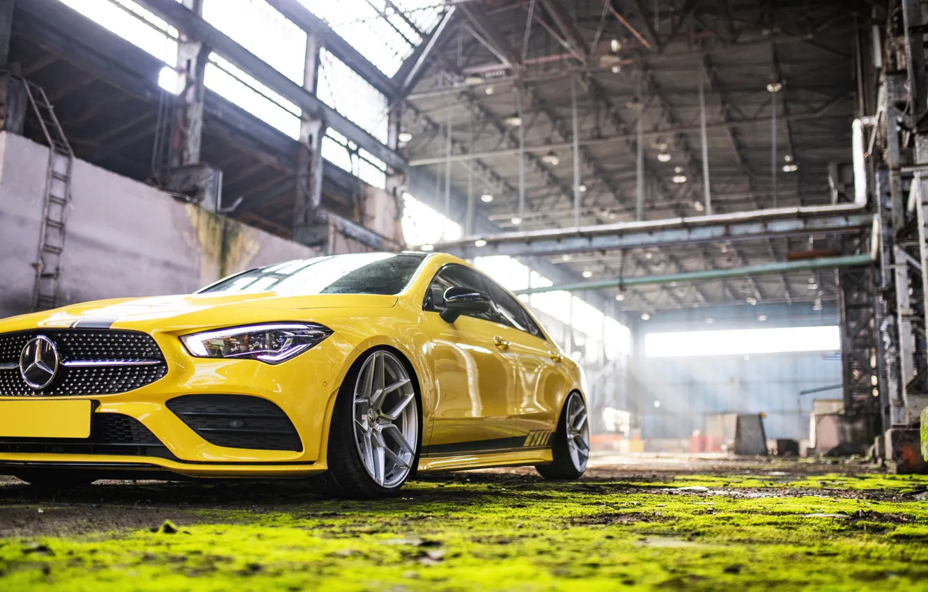 Фото обои Mercedes, Front, Yellow, Mercedes - Benz, Garage, CLA, Hangar, JR Wheels