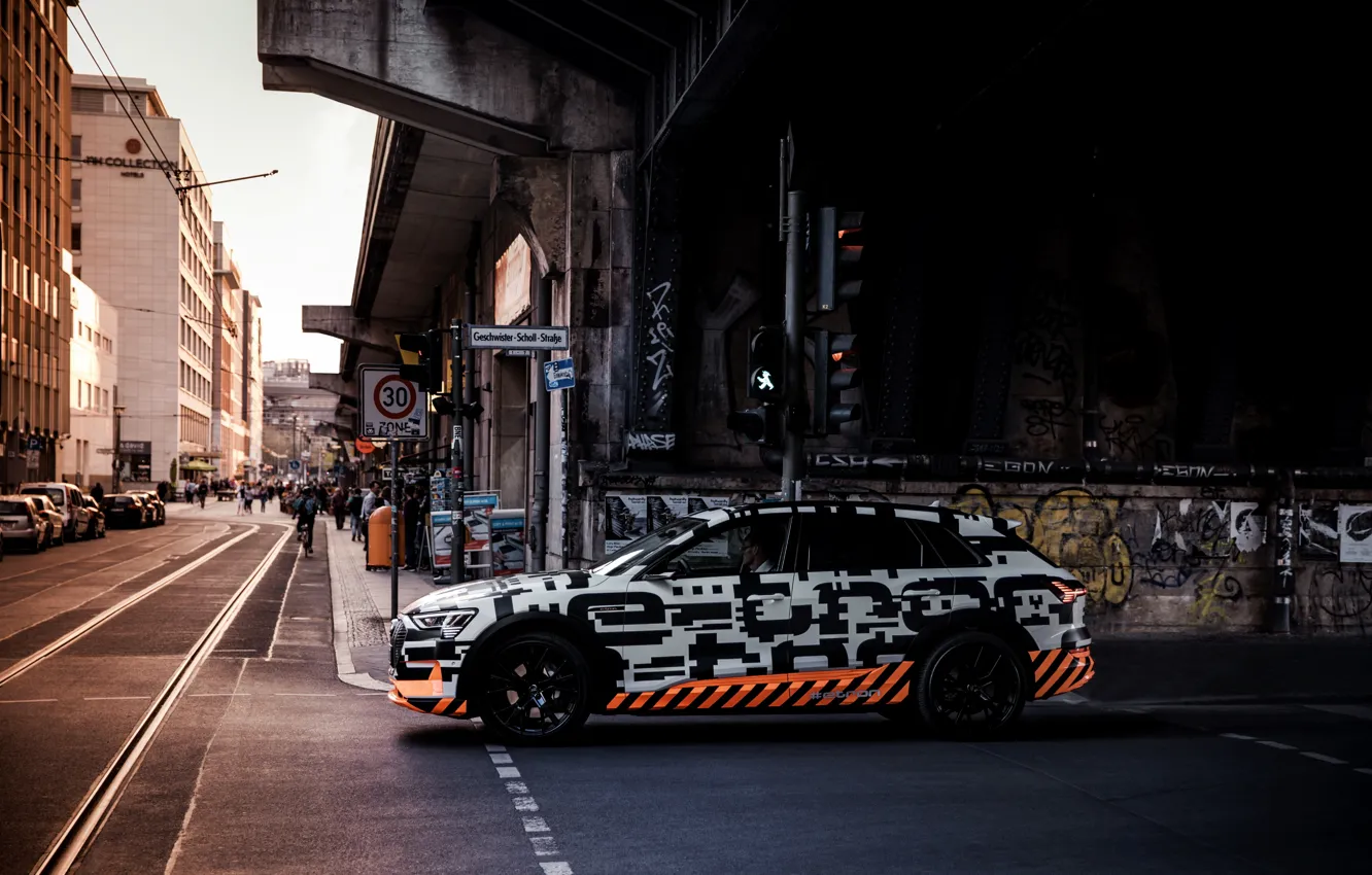 Фото обои город, Audi, перекрёсток, 2018, E-Tron Prototype
