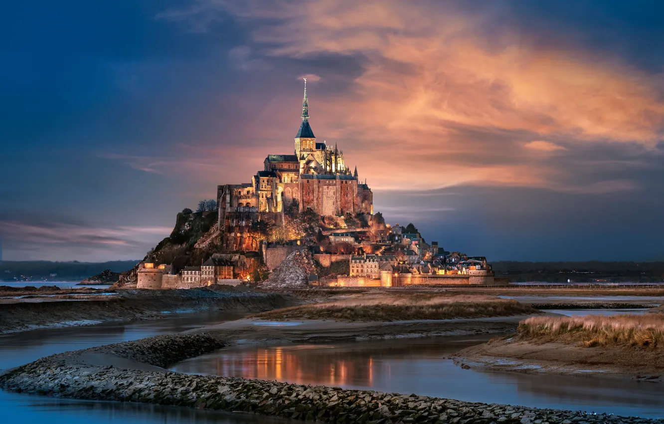 Фото обои город, Франция, Нормандия, Мон-Сен-Мишель, гора Архангела Михаила, остров-крепость