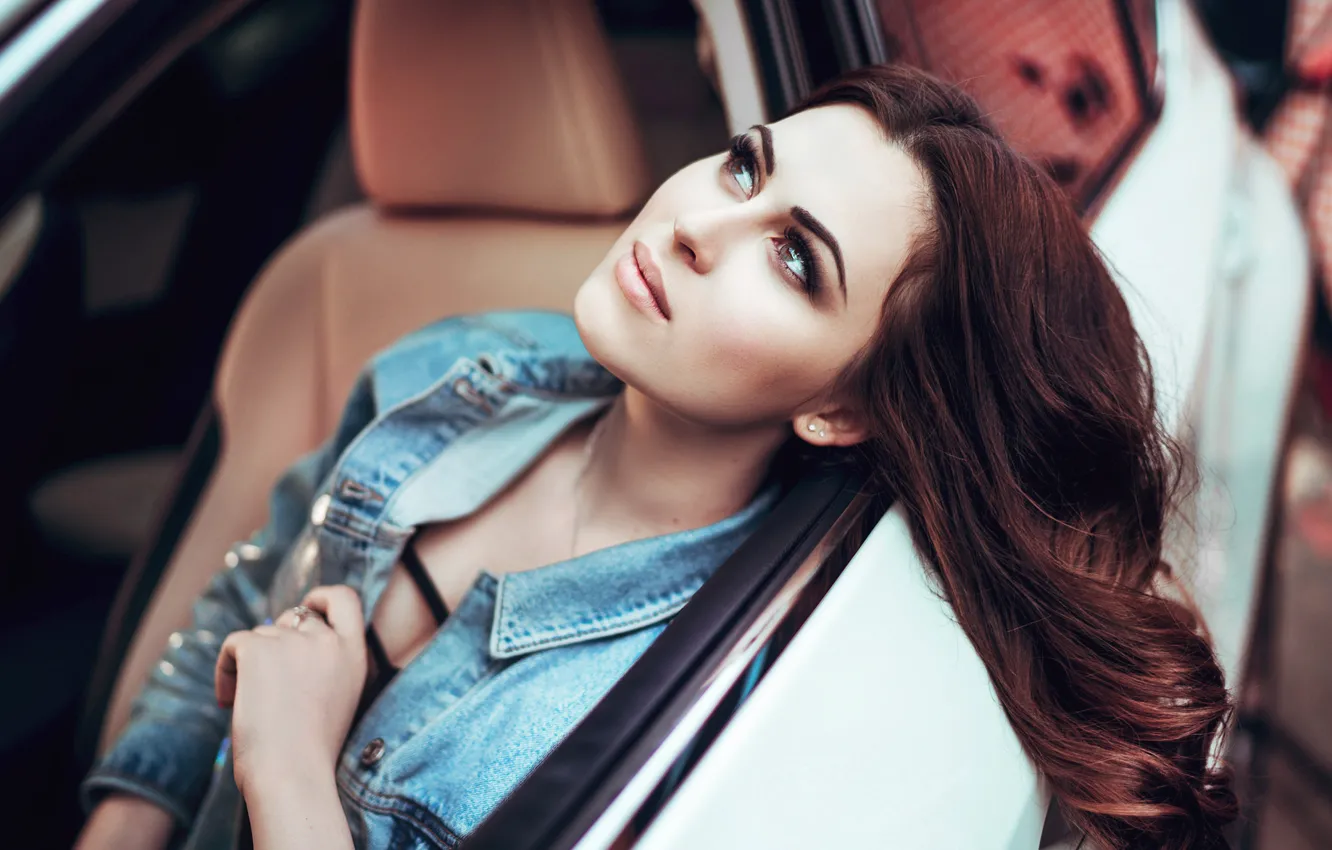 Фото обои Girl, Auto, Model, View, Hair, Nice, Gorokhov, Julia Pussman