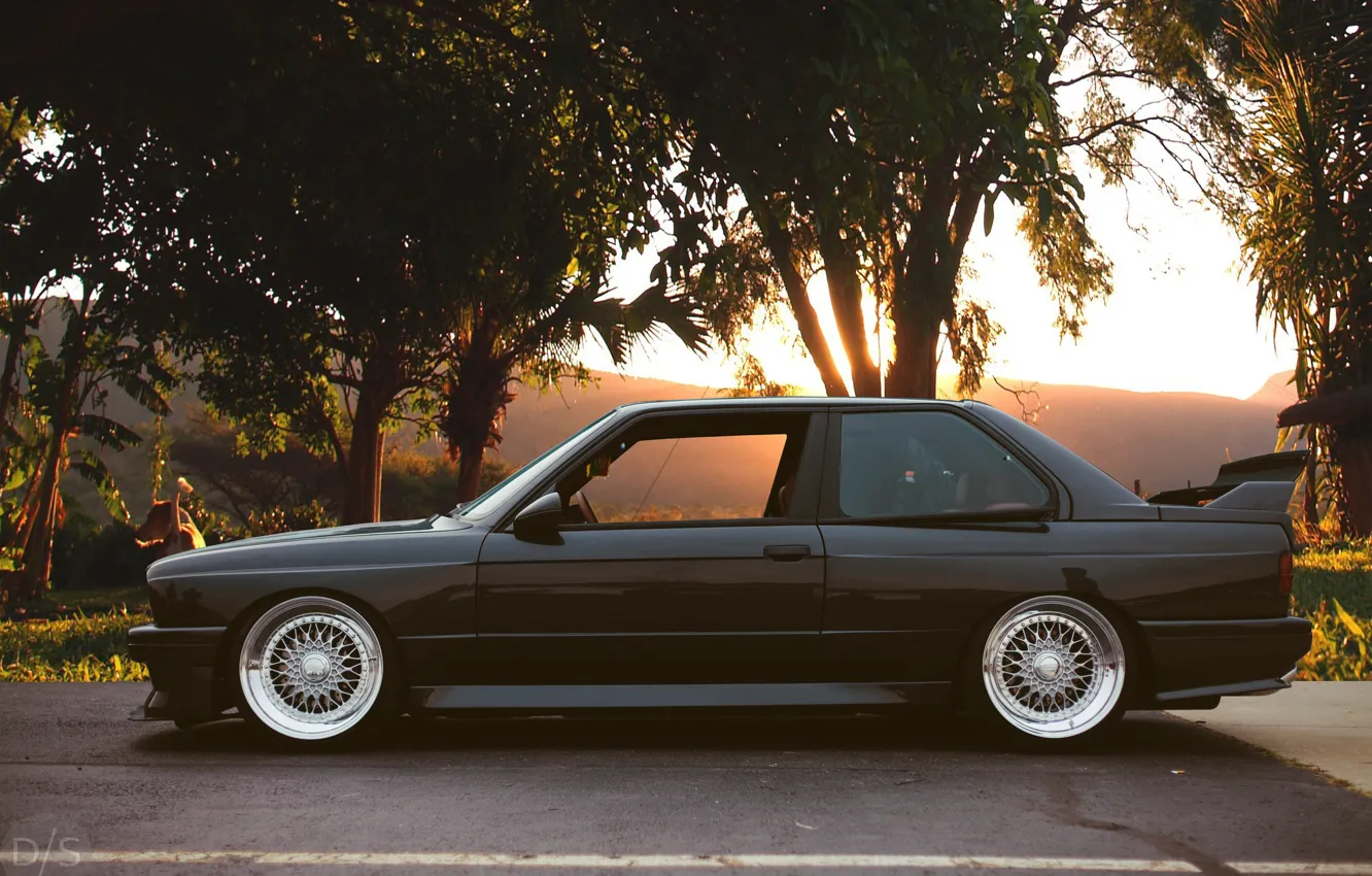 Фото обои Black, Stance, BMW E30 M3