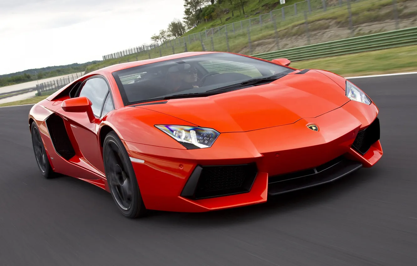 Фото обои Lamborghini, красная, ламборджини, Aventador