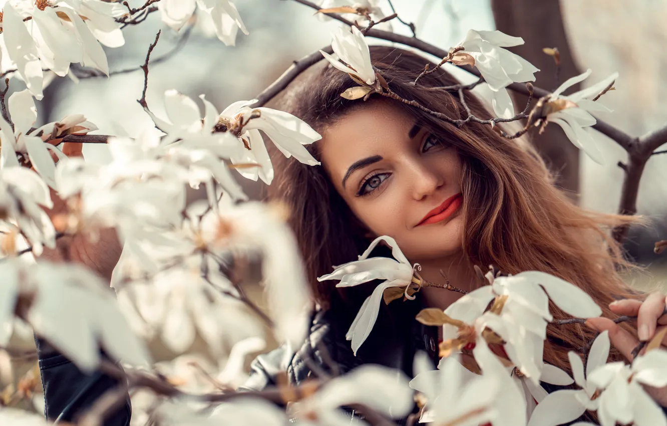 Фото обои девушка, весна, магнолия, Olga Nebesova
