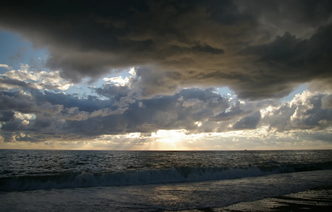 Фото обои море, закат, тучи, прибой