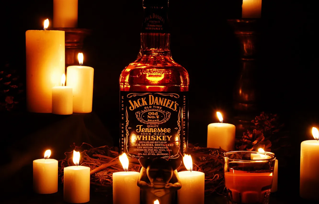 Фото обои Бутылка, Jack Daniels, Джек Дэниэлс, Свечи.
