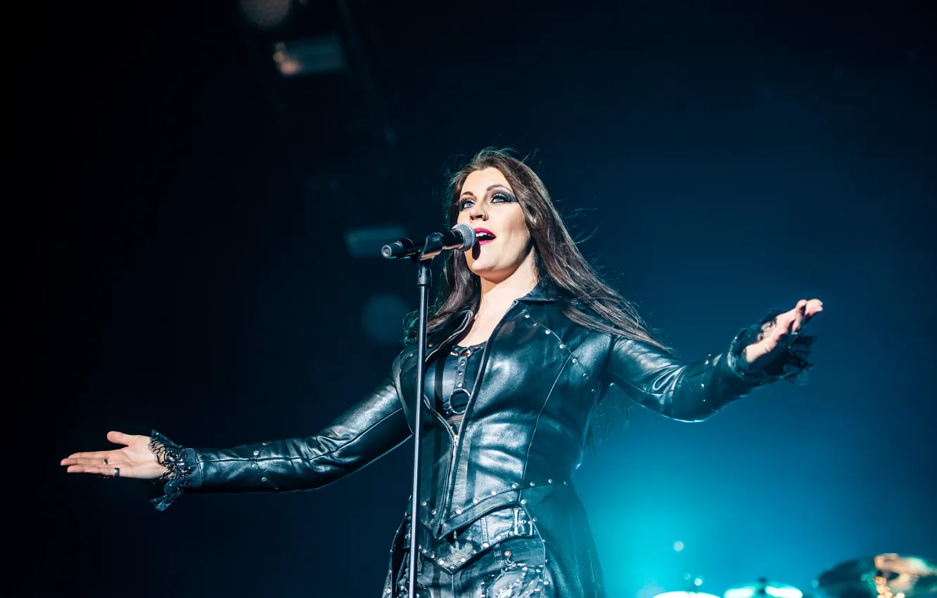 Фото обои Концерт, Микрофон, Nightwish, Floor Jansen, Вокалистка