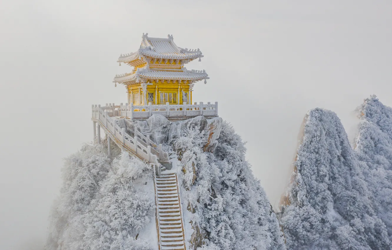 Фото обои снег, скалы, мороз, лестница, пагода, rocks, snow, stairs